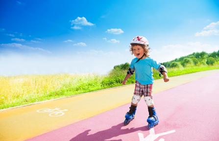 picture of child on rollerblades